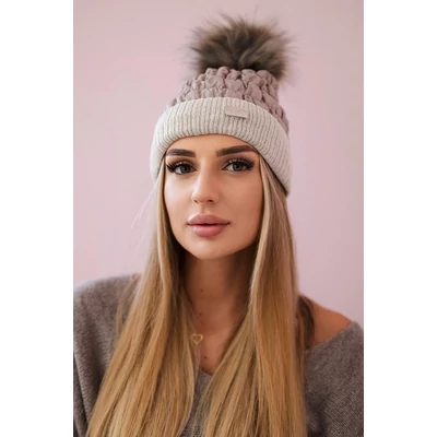Steppelt sapka pompommal - bézs
