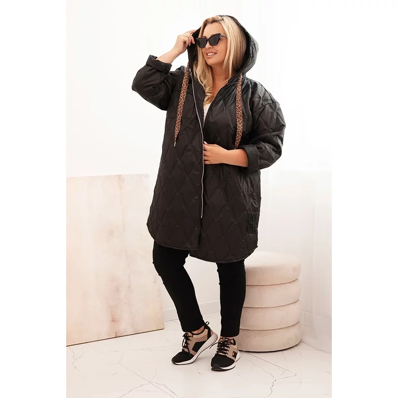 Plus Size női steppelt kabát kapucnival - Fekete